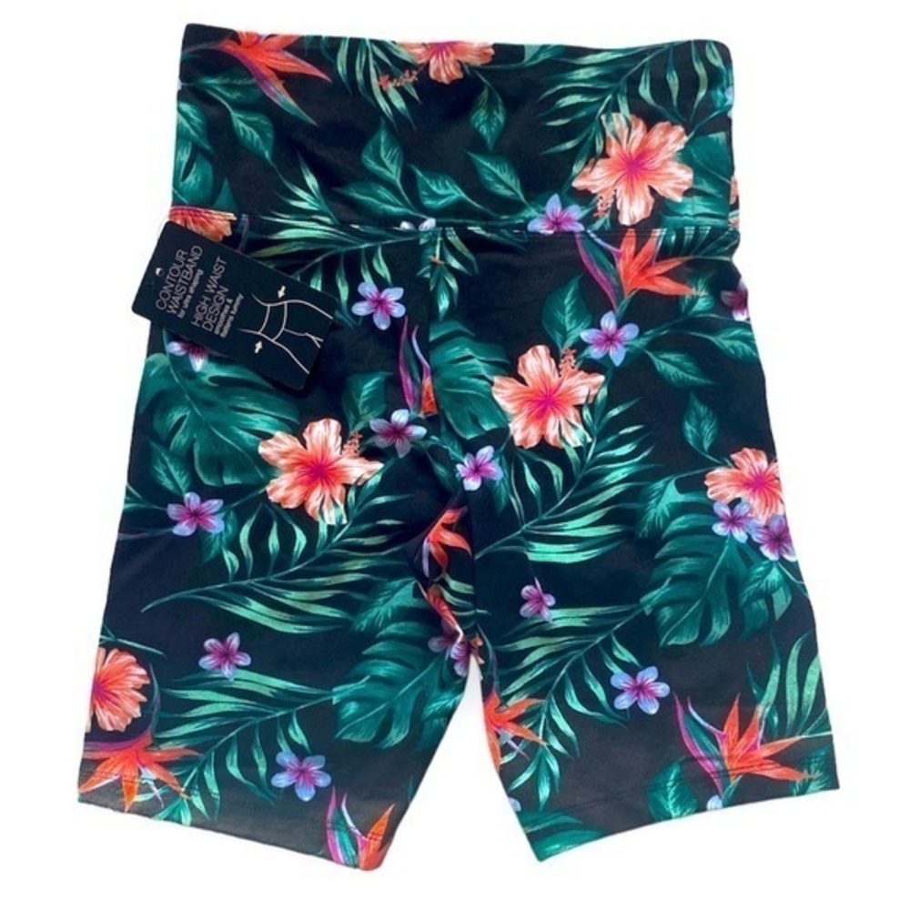 INC TROPICAL PRINT SPANDEX SHORTS
